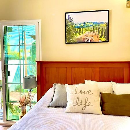 Sweet Tuscan Dreams-Private Entrance & Bathroom With Patio Los Angeles Eksteriør bilde