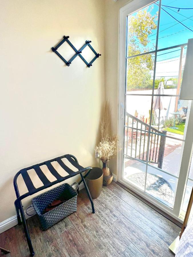 Sweet Tuscan Dreams-Private Entrance & Bathroom With Patio Los Angeles Eksteriør bilde